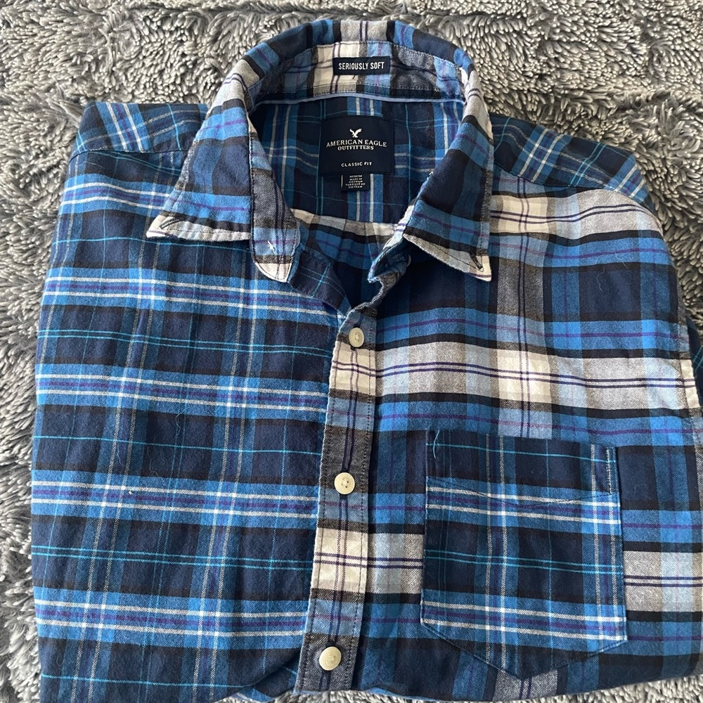 Men’s American Eagle Flannel Long Sleeve Button Down Shirt